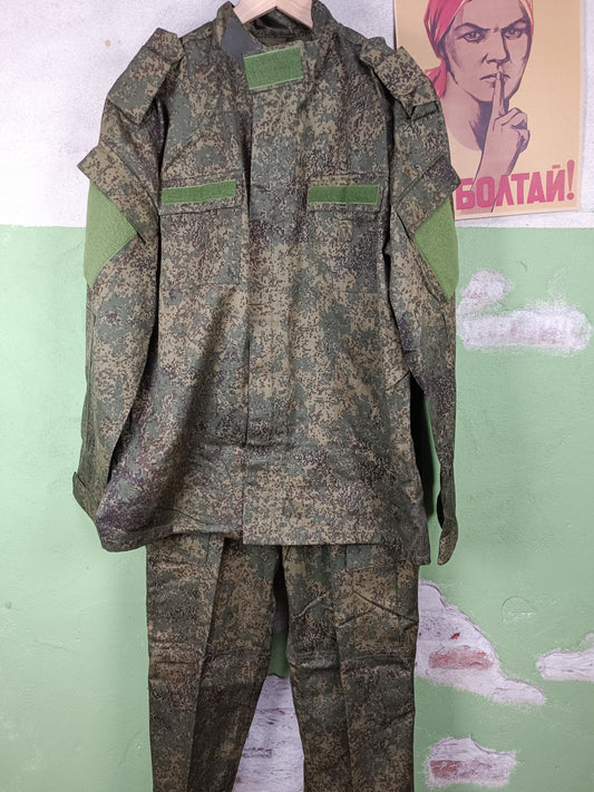 Unissued 2022 Russian Army BTK VKBO Field Uniform 54-4