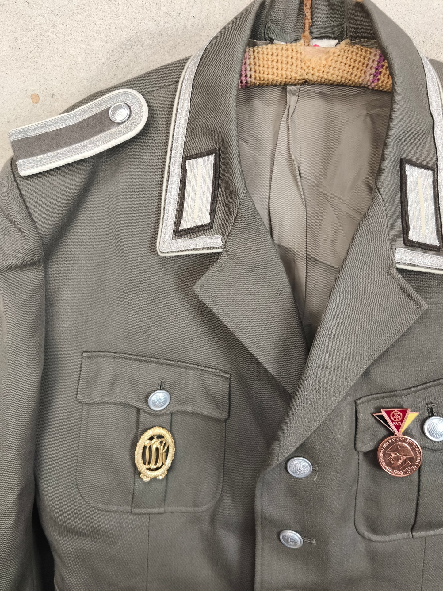 DDR Motorized Infantry Dress jacket + medals L-XL