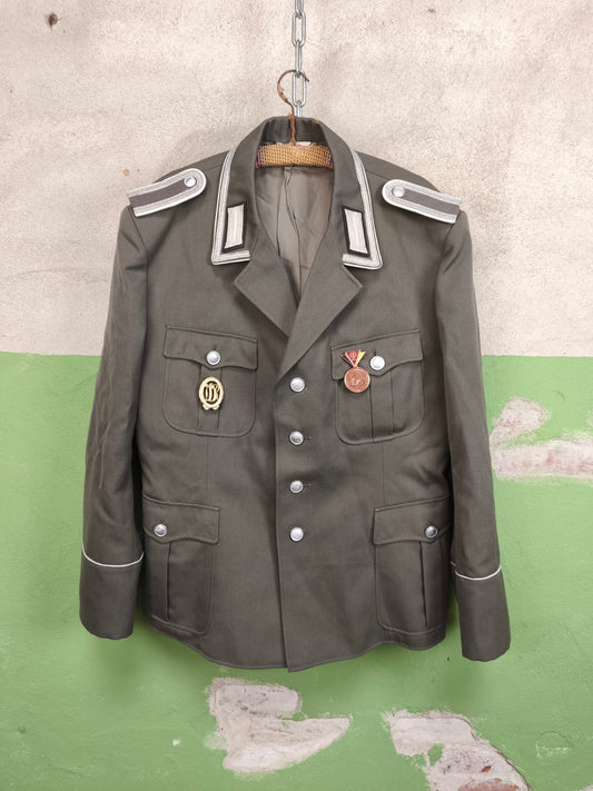 DDR Motorized Infantry Dress jacket + medals L-XL