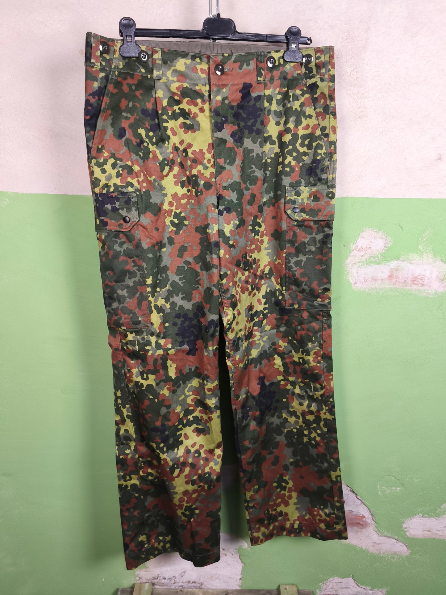 German Bundeswehr Field Pants L Gr.9