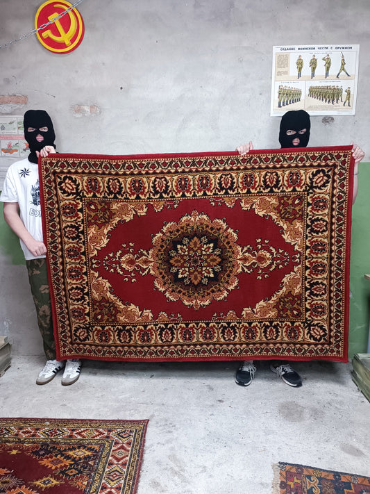 Made in USSR Carpet 200cmx137cm / 6,4x4,4 feet.