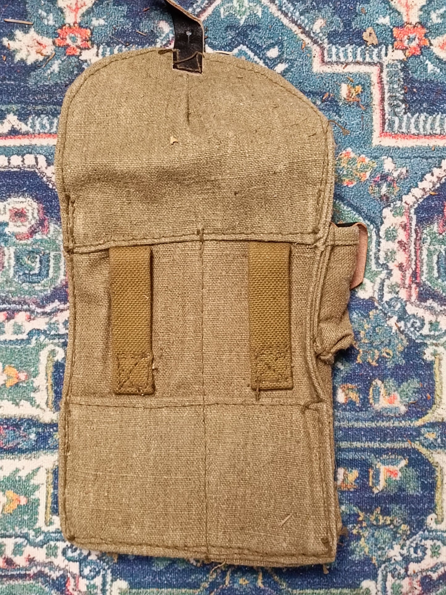 Soviet 3 Cell Ammo Pouch