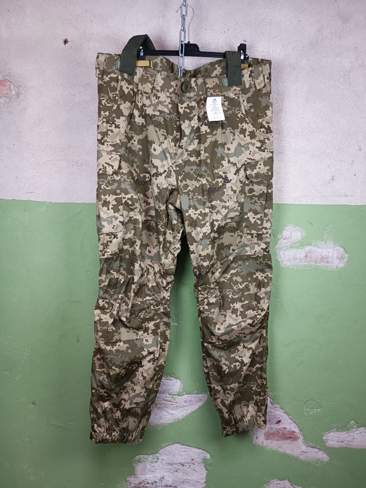 Unissued 2014 Ukranian MM-14 Insulated Field Pants 58-5