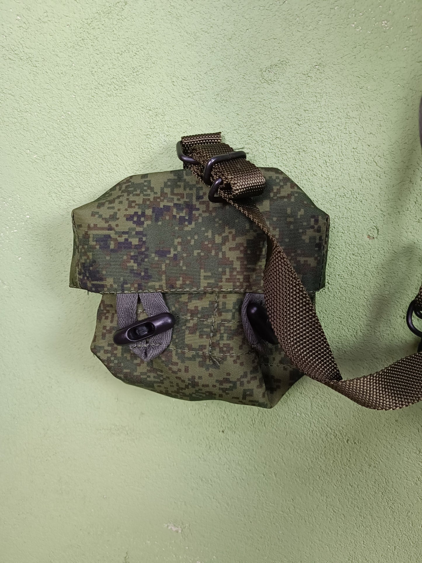 Unissued 2017 RD-54 EMR VDV Paratrooper Backpack / vest.